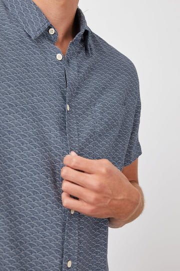 CARSON HAMA WAVE SHORT SLEEVE BUTTON DOWN-DETAIL