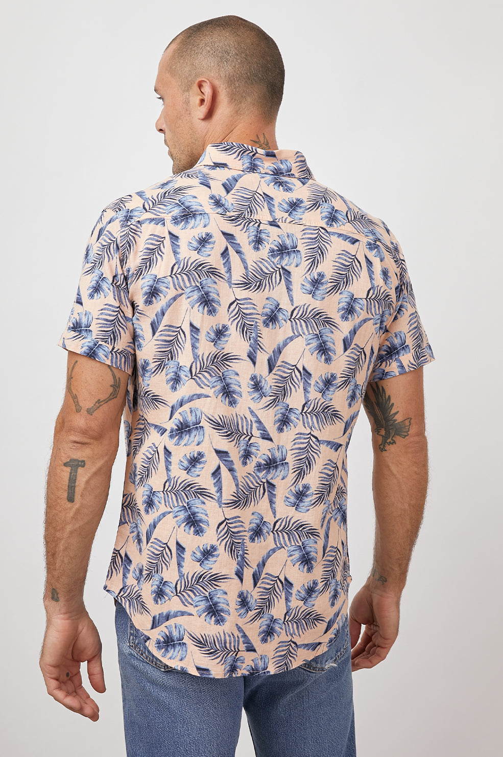CARSON VISTA DEL MAR PEACH SHORT SLEEVE BUTTON DOWN-BACK
