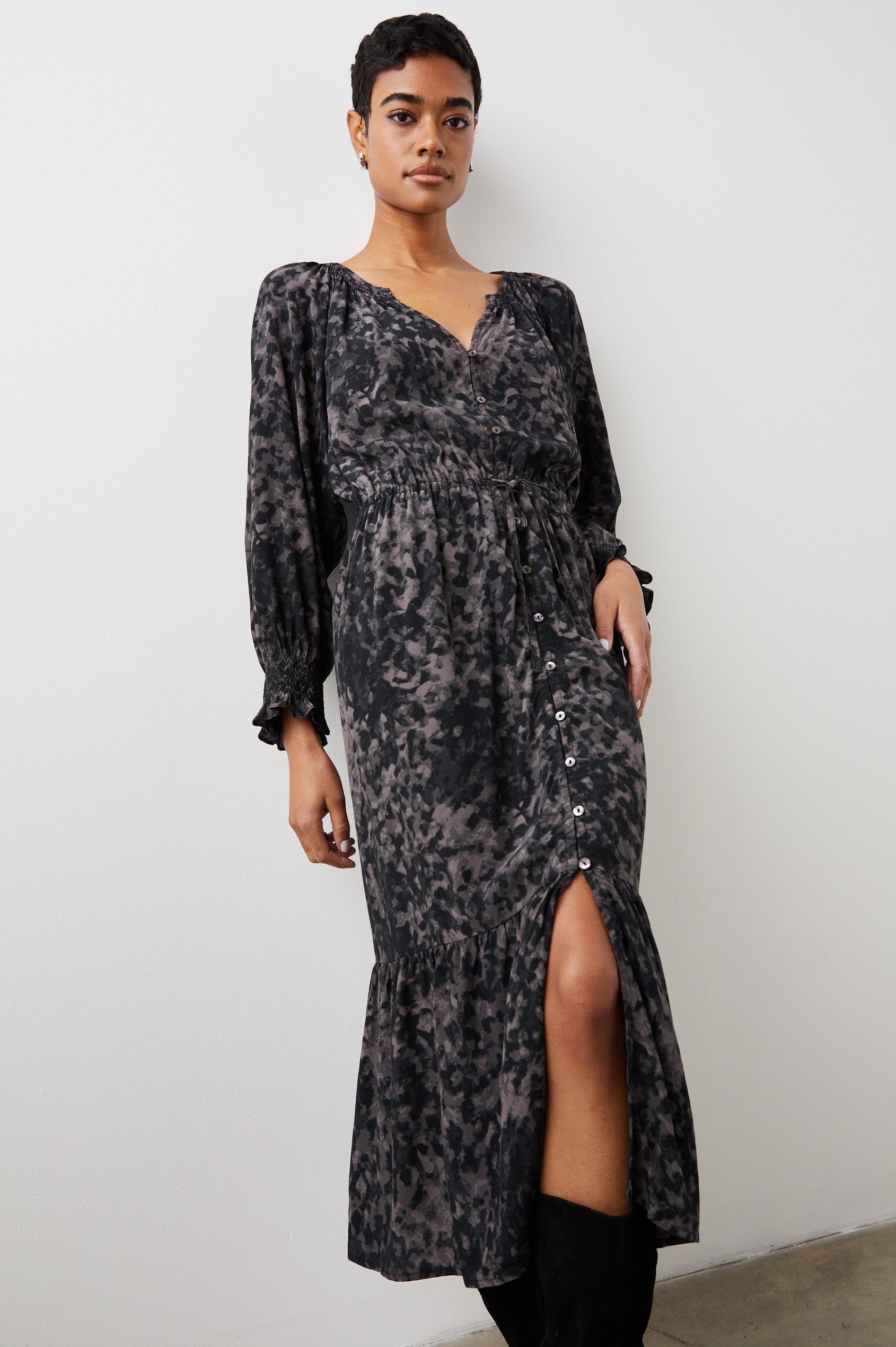 CECE DRESS CHARCOAL TORTOISE - FRONT ANGLE