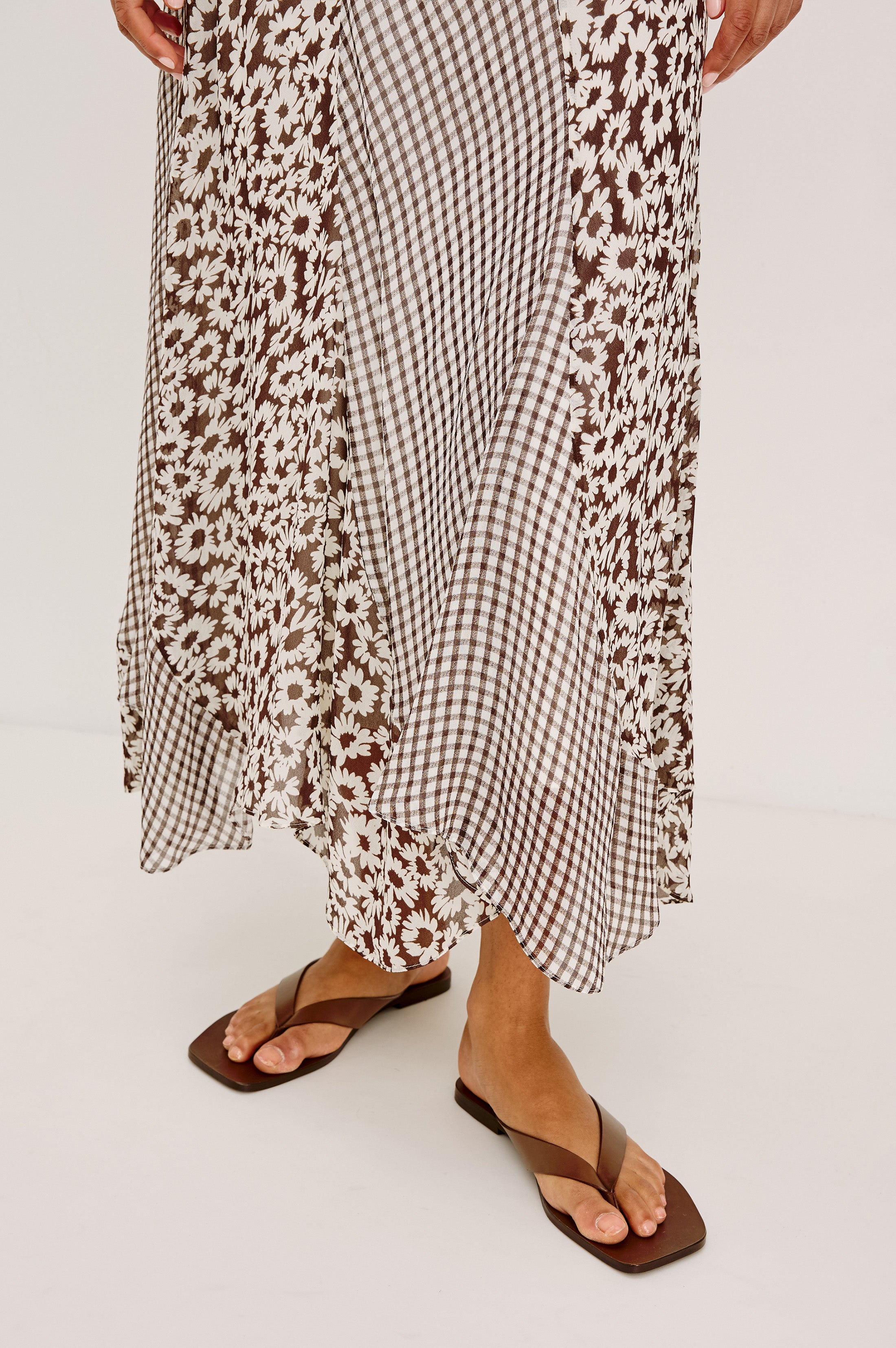 FELINA SKIRT - ESPRESSO DAISY GINGHAM MIX – Rails EU