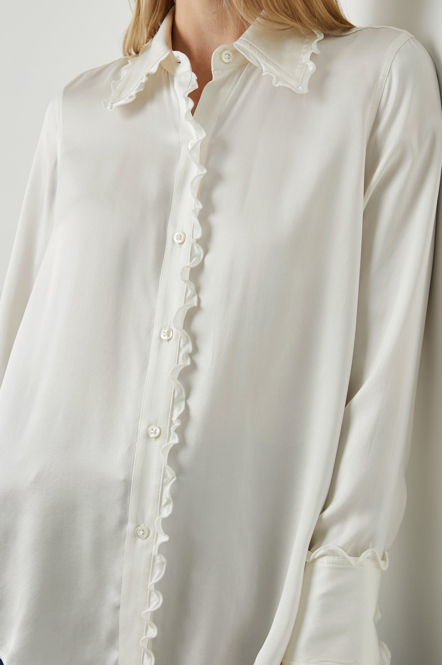 FIA-IVORY-DETAIL