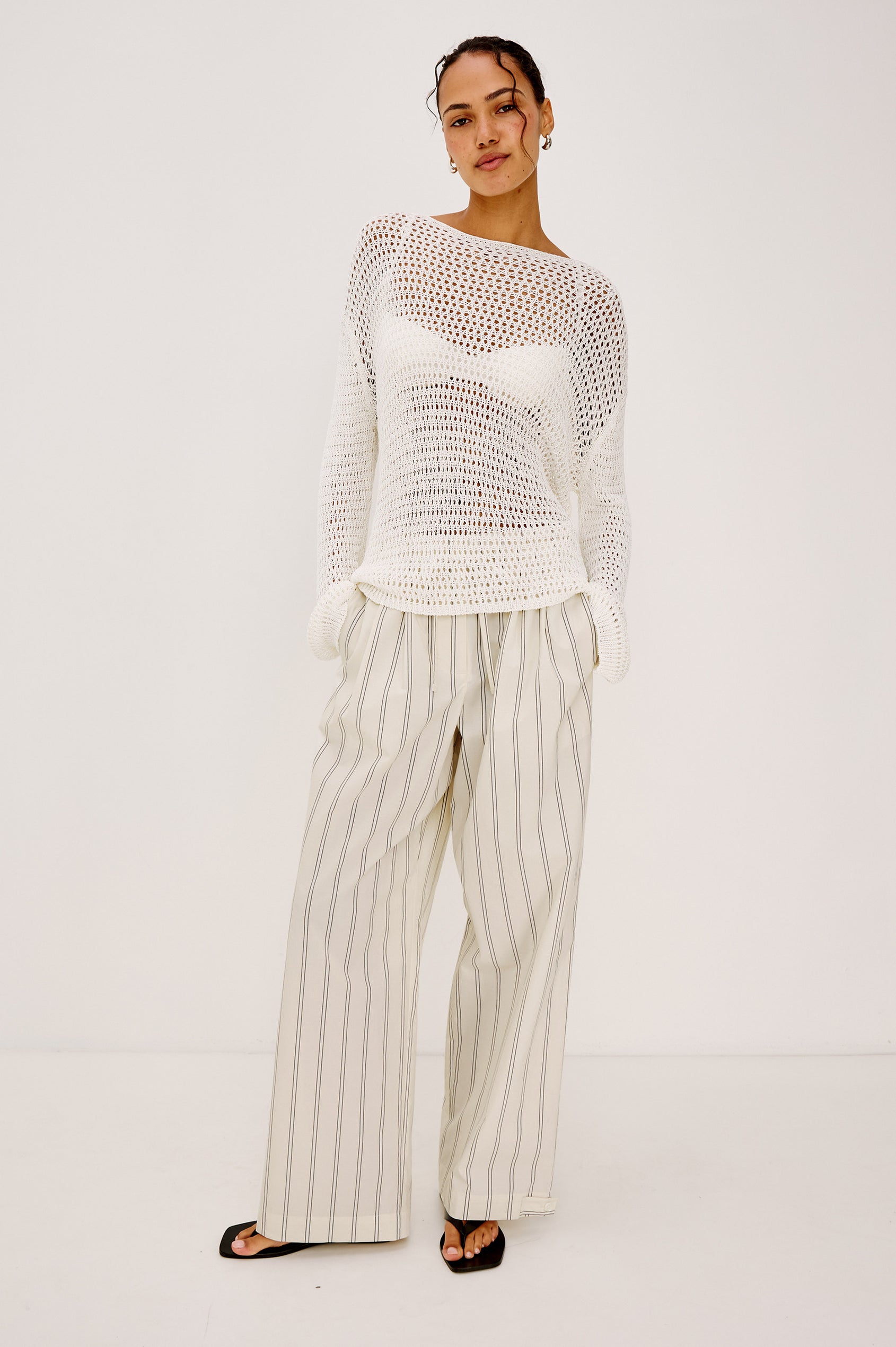 Fulham Pant in Cotton Poplin With Mid-Rise, Pleated Details, Zip Fly, and Back Pockets - Full Body Front View Featured on Model