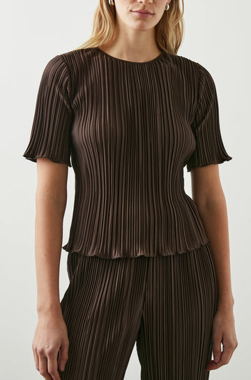 GOLDIE-ESPRESSO-FRONT