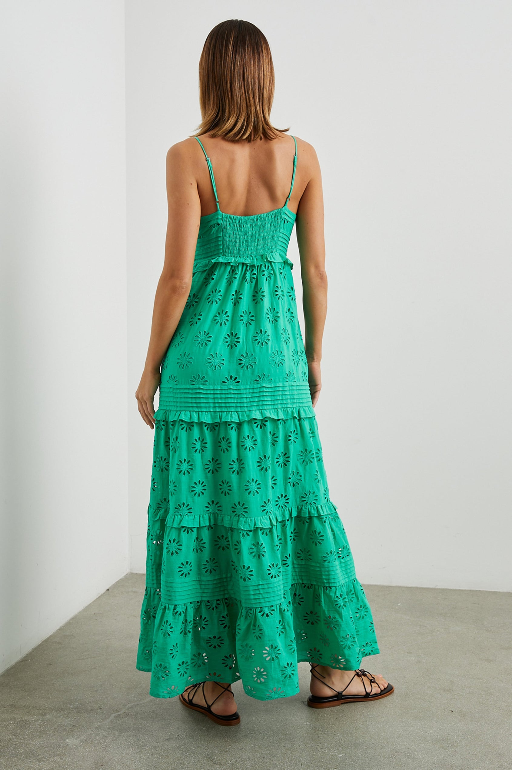 HENRIETTA-JADE-BACK