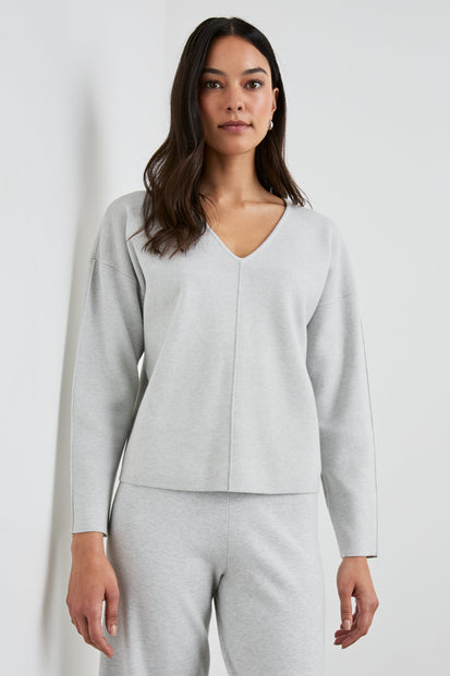 HOLLYN-LIGHT-HEATHER-GREY-FRONT