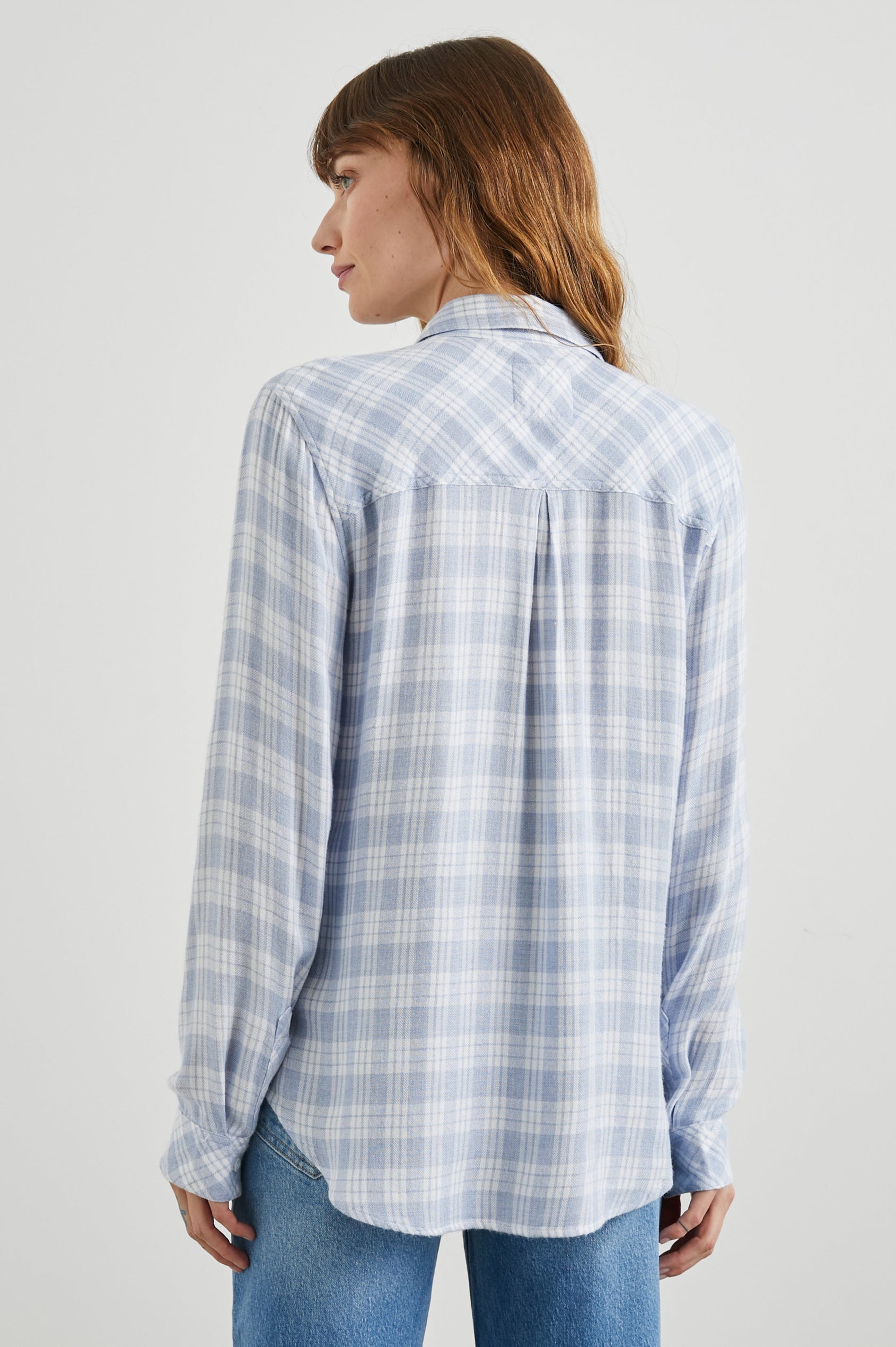 HUNTER-BABY-BLUE-BACK