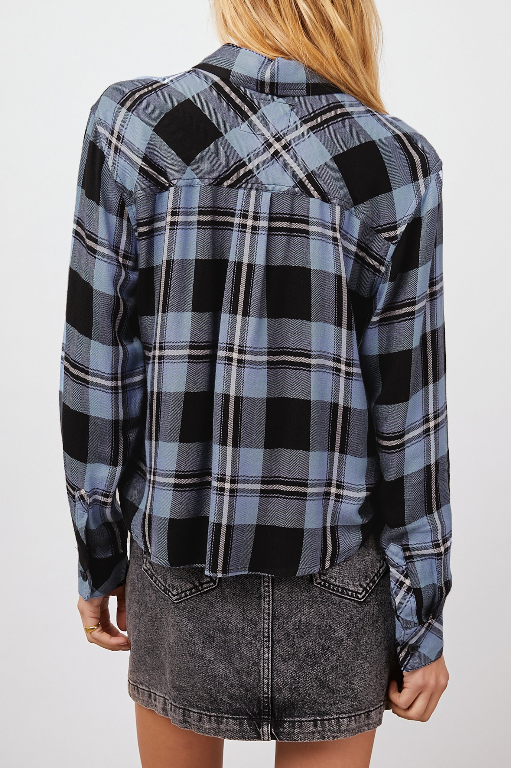 HUNTER SHIRT - CURRENT ONYX WHITE - BACK BODY