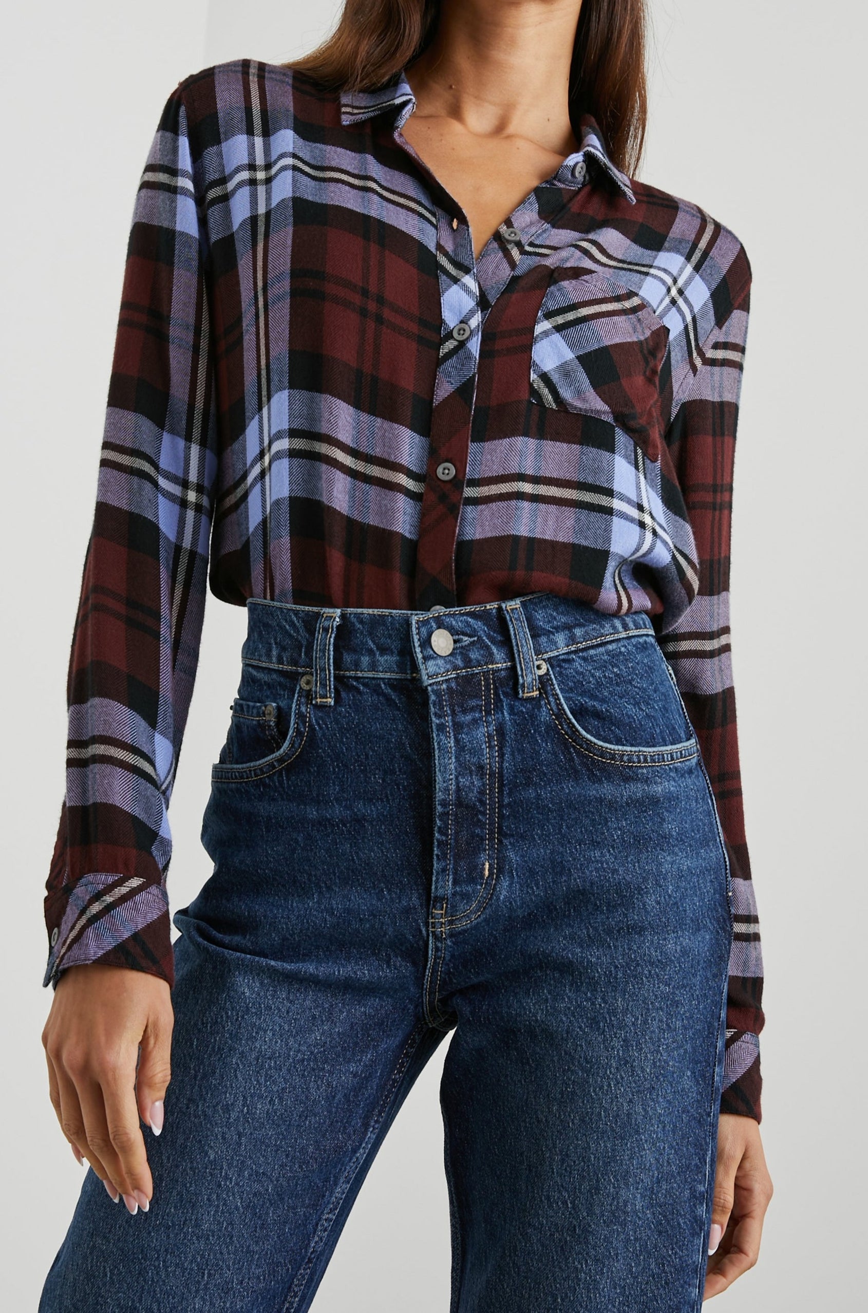 HUNTER SHIRT MULBERRY PLUM - FRONT TUCKED IN