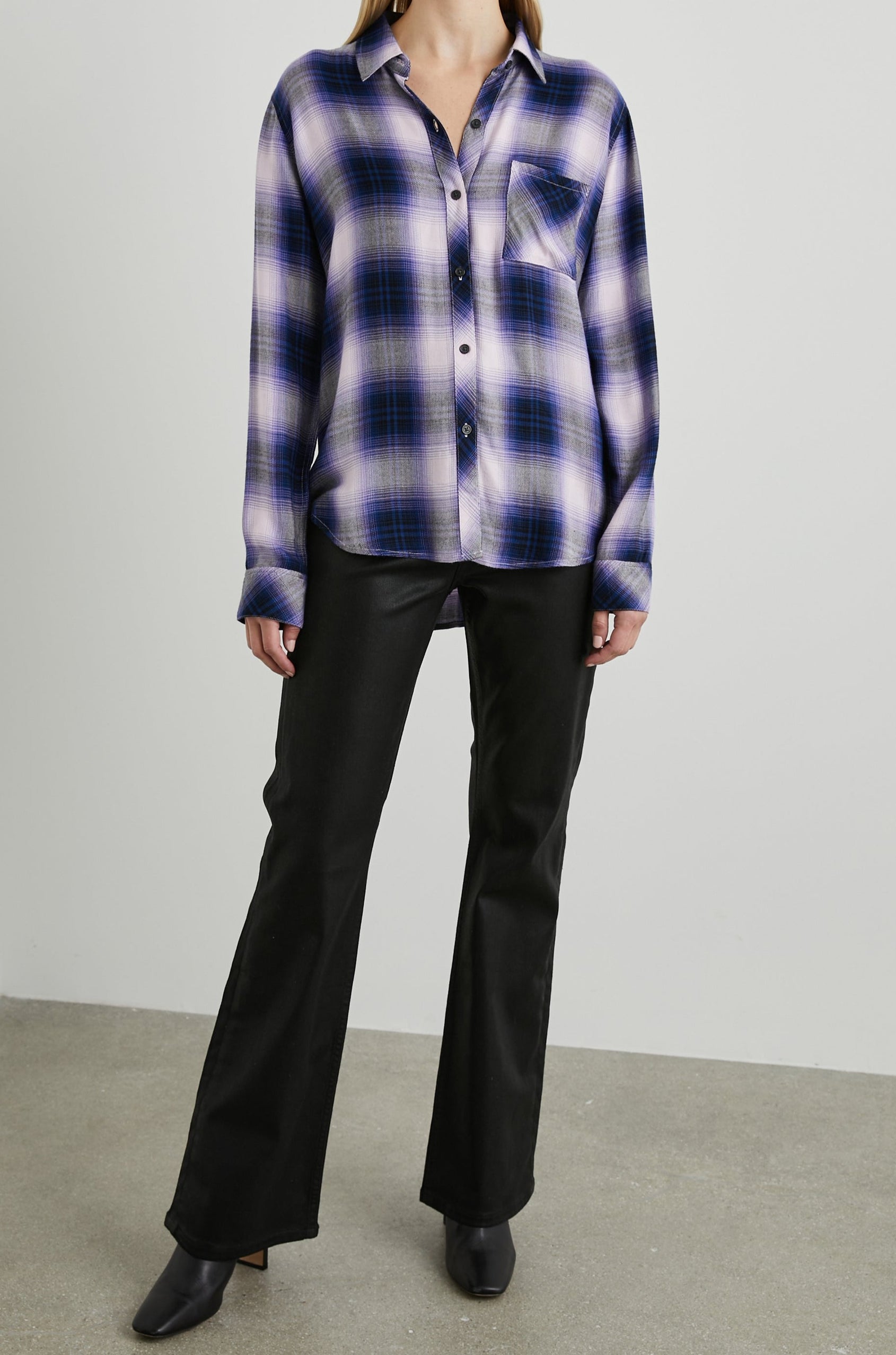 HUNTER SHIRT ORCHID NAVY - FULL FRONT BODY