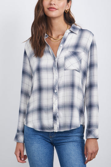 HUNTER-STERLING-WHITE-FRONT