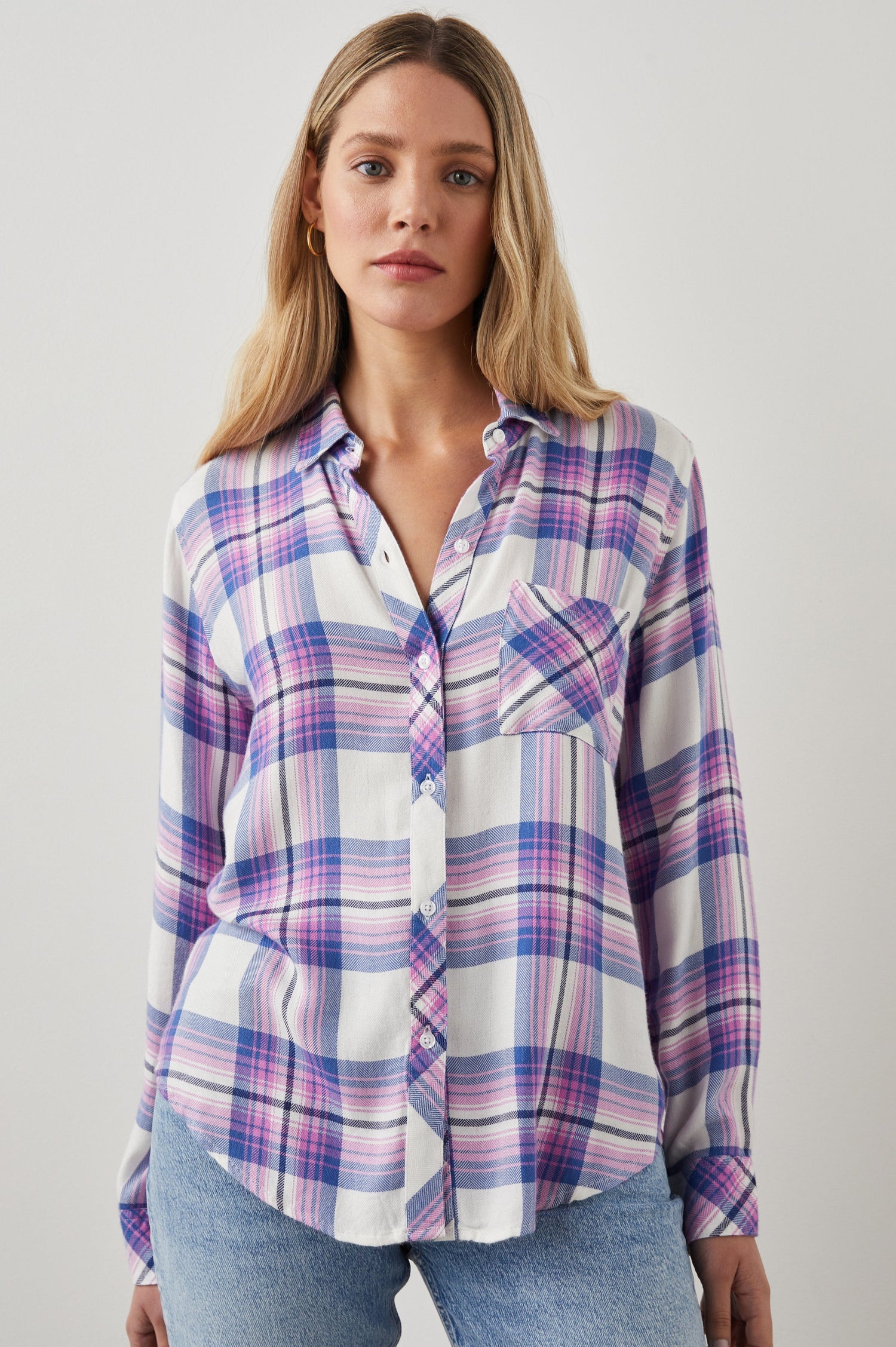HUNTER SHIRT WHITE DENIM BERRY - FRONT BODY