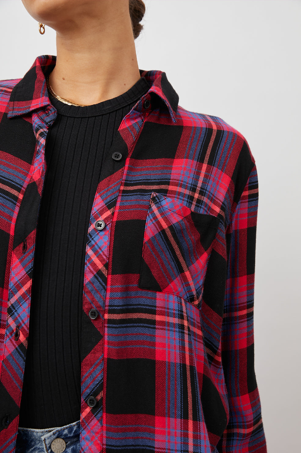 HUNTER BLACK CORAL TEAL SHIRT-DETAIL