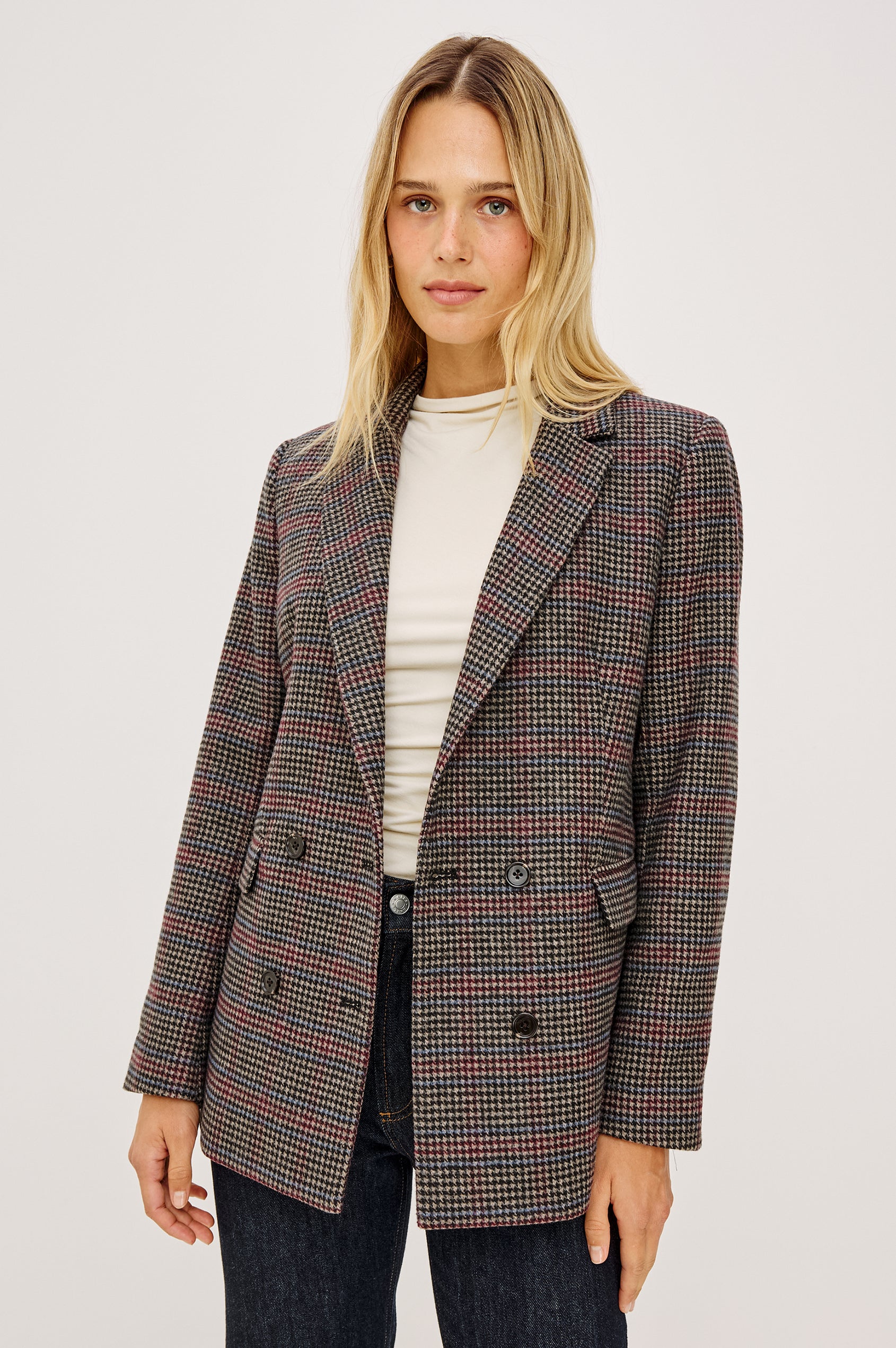 Jac Blazer in Wool Blend With Double-Breasted Design, Notched Lapels, Long Sleeves, Side Flap Pockets, and Fully Lined in Oxford Plum Colorway - Upper Body Front View Featured on Model