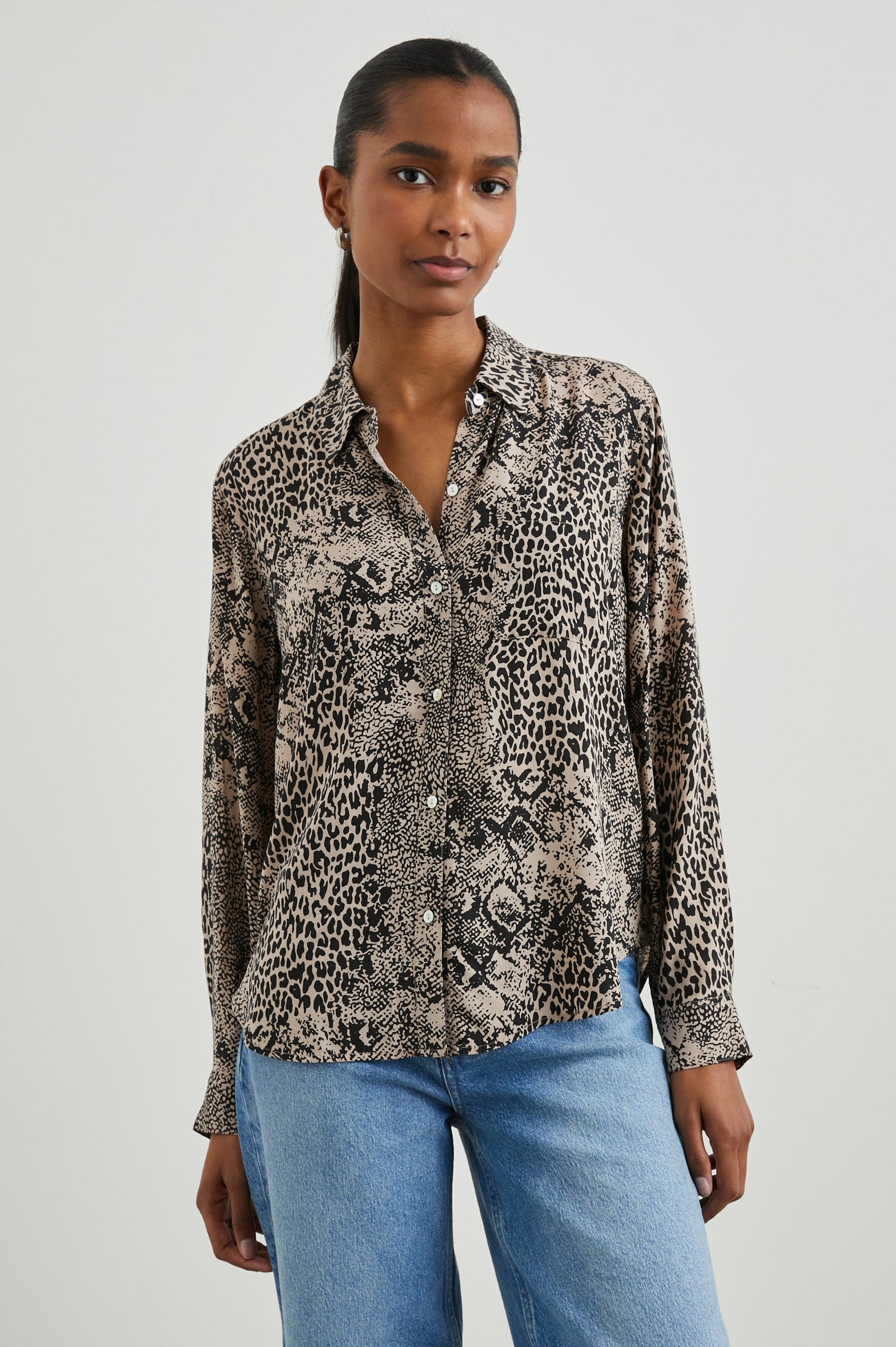 JOSEPHINE SHIRT - TAUPE MIXED ANIMALS - FRONT BODY