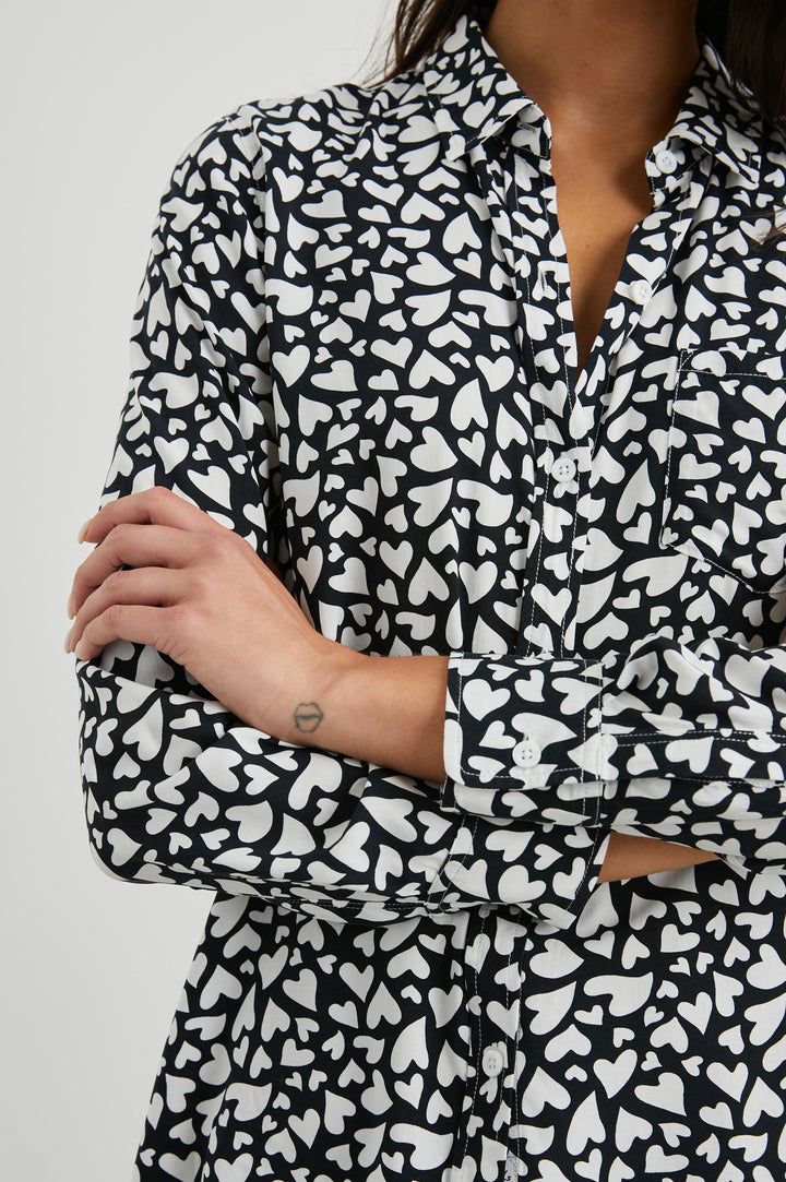 KATHRYN-AMORE-DETAIL