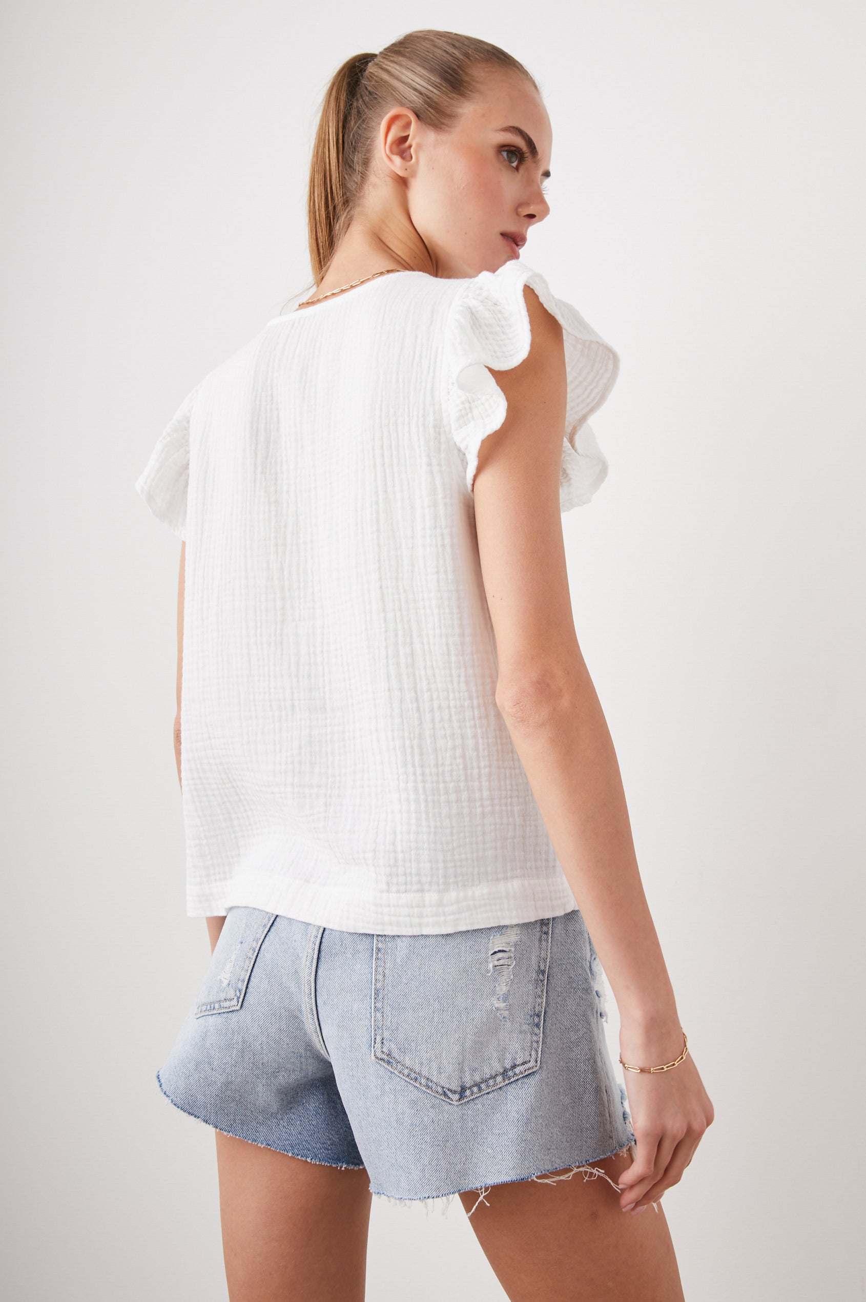LELA TOP WHITE - BACK