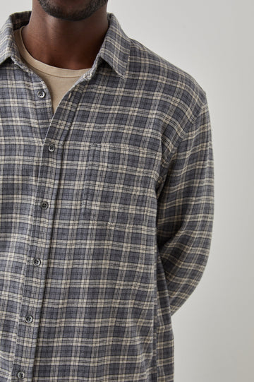 LENNOX CHARCOAL FLAX MELANGE SHIRT - DETAIL