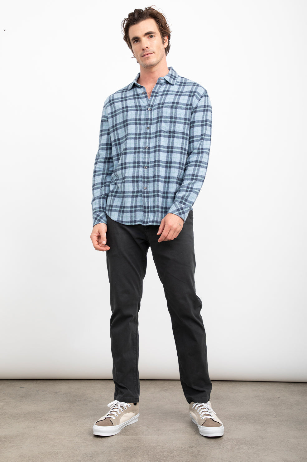 LENNOX ALGAE MELANGE - FRONT FULL BODY