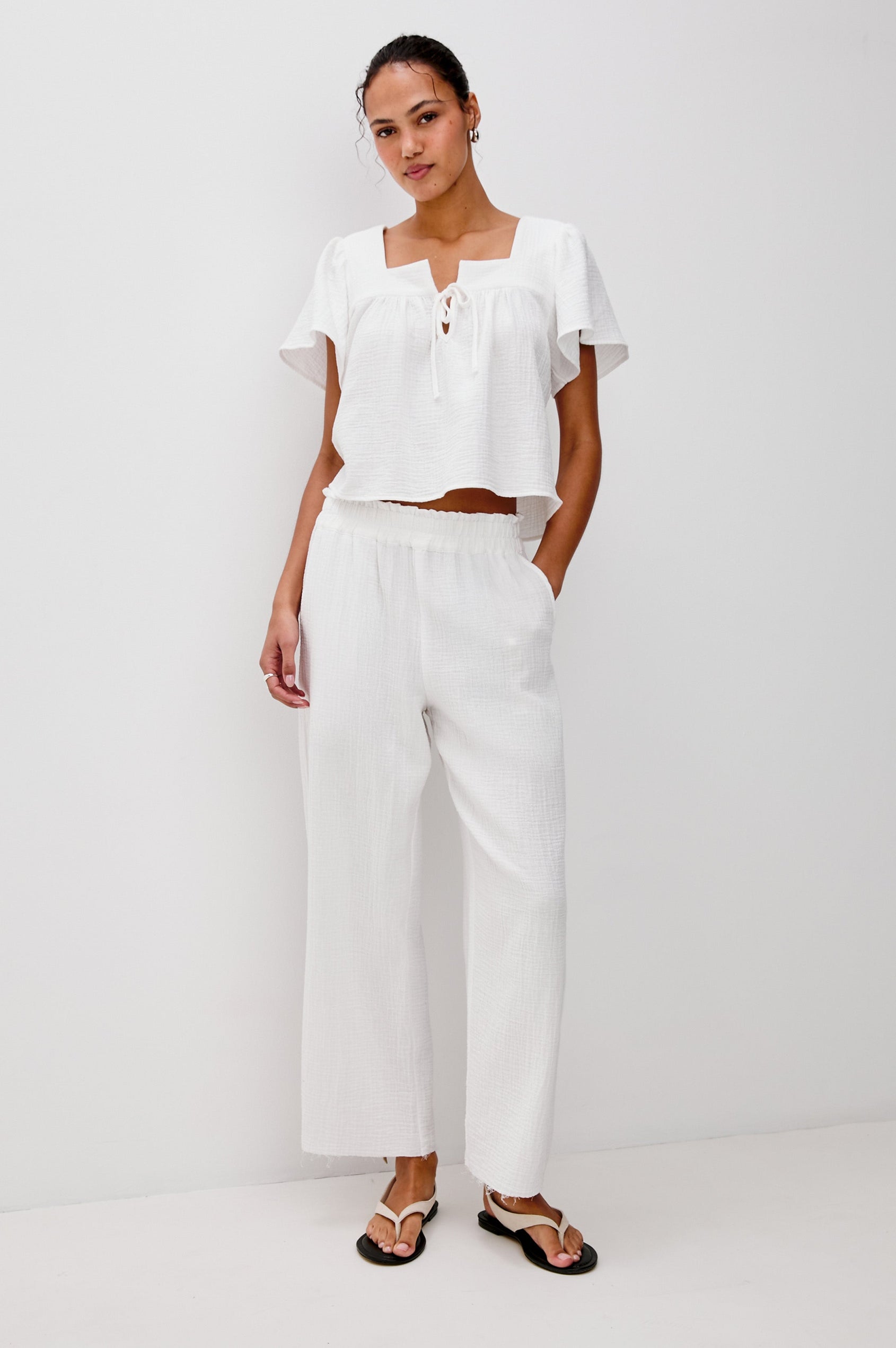 LEON CROP PANT - WHITE