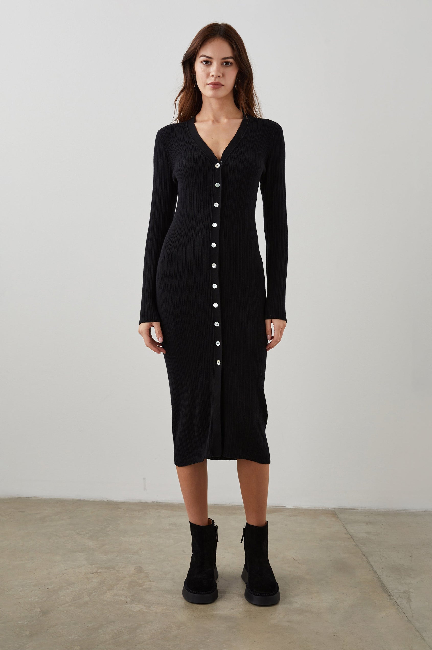 LORRAINE DRESS BLACK - FULL FRONT BODY