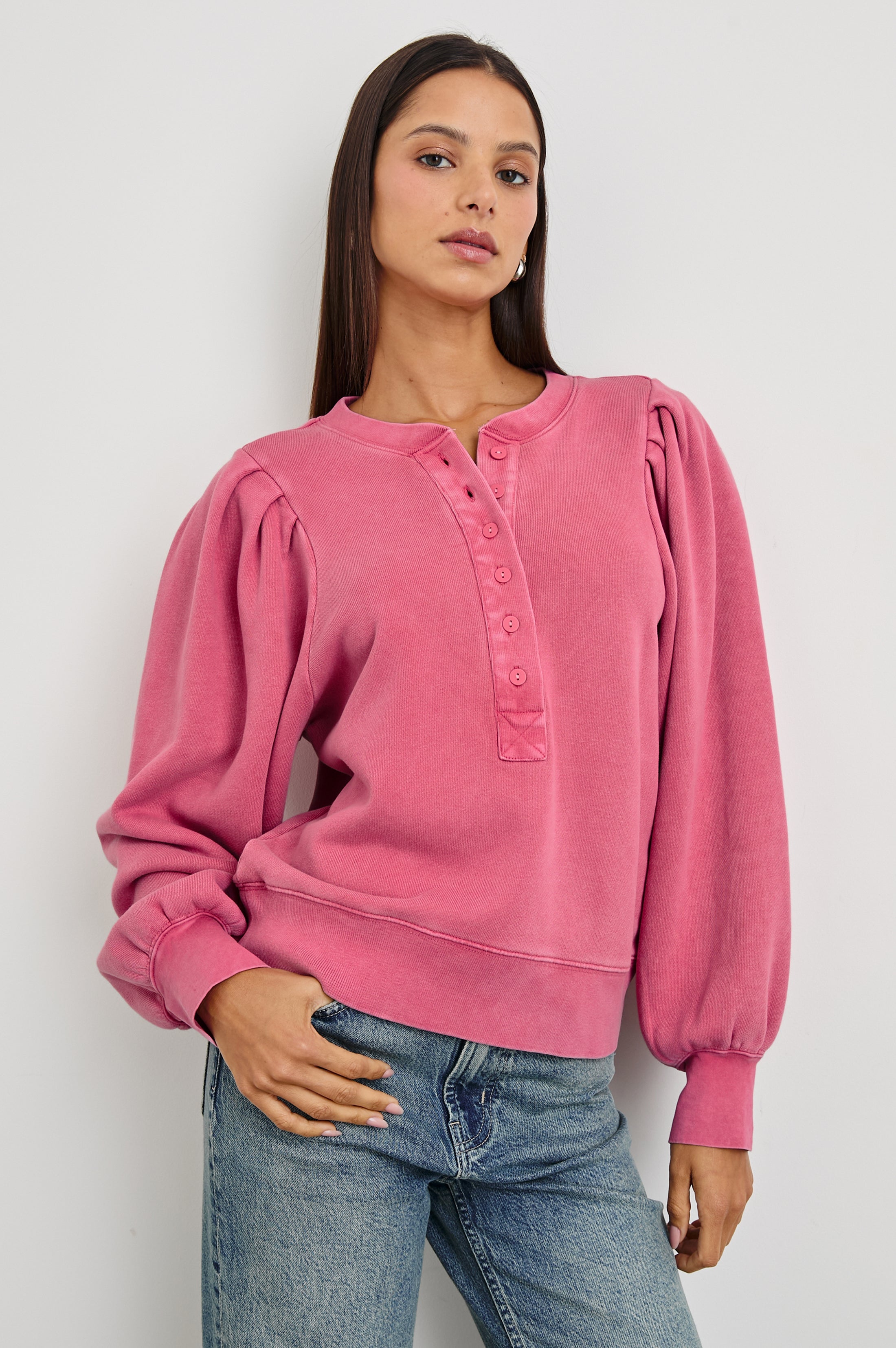 トップス IGUSA SCENE QUEEN SWEATERSHIRT MARIANA SWEATSHIRT - HIBISCUS – Rails EU