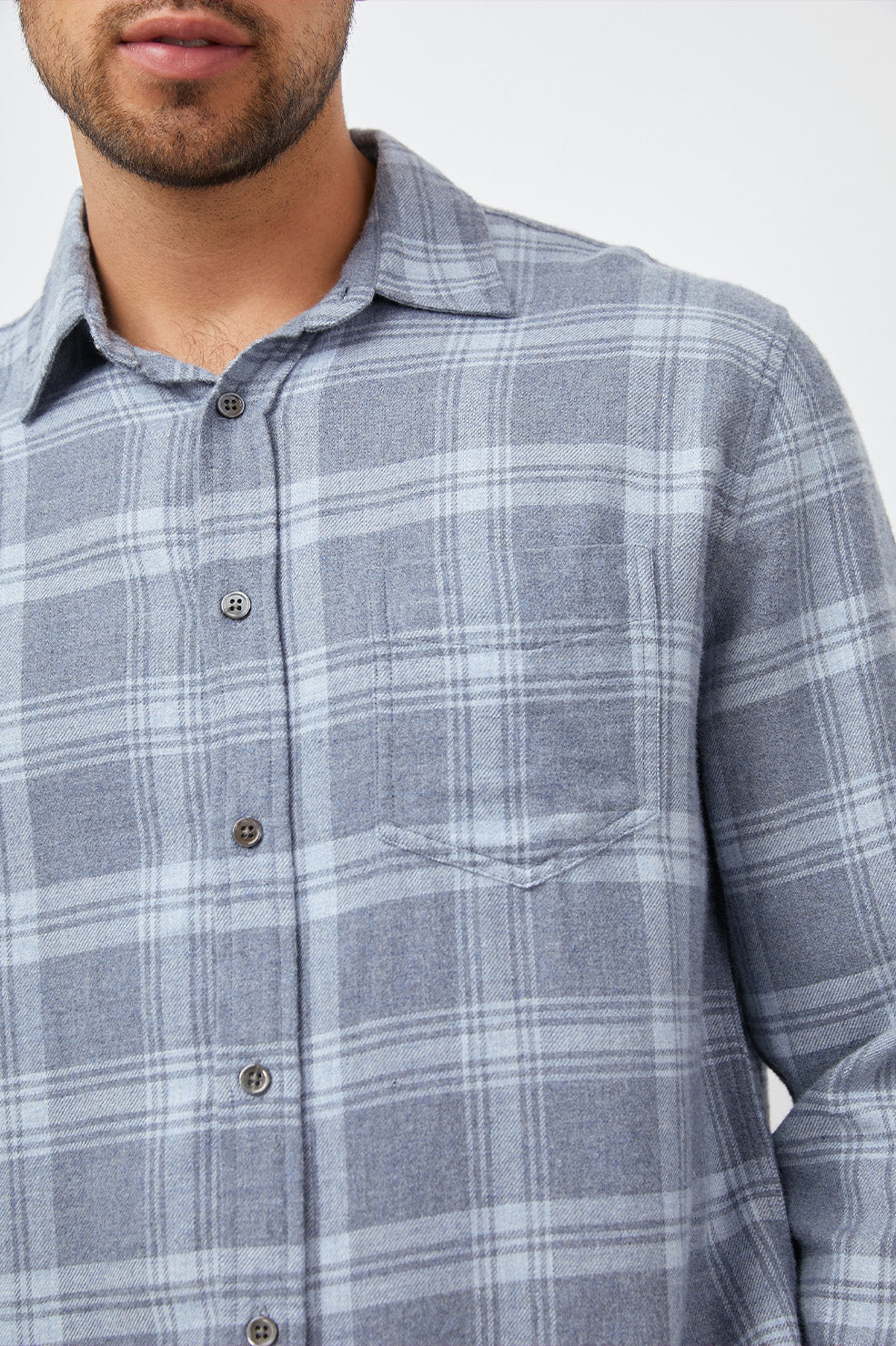 LENNOX SHIRT CONCRETE DUST - POCKET DETAILS