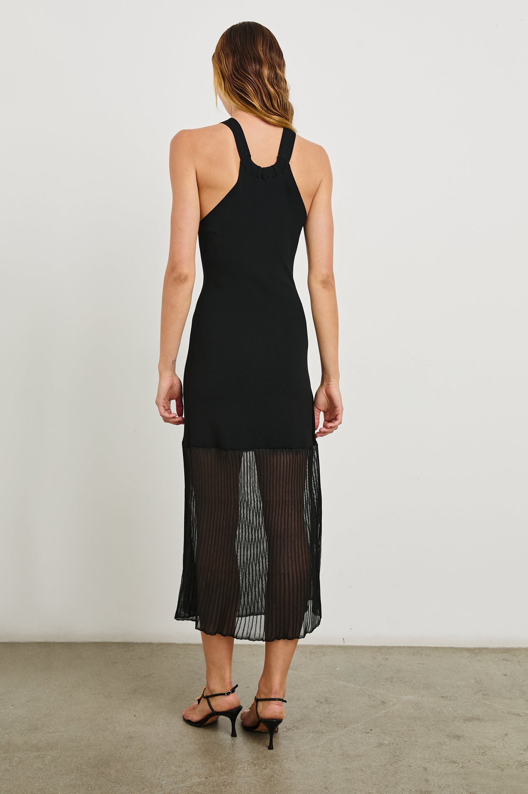 MARLIN-BLACK-BACK