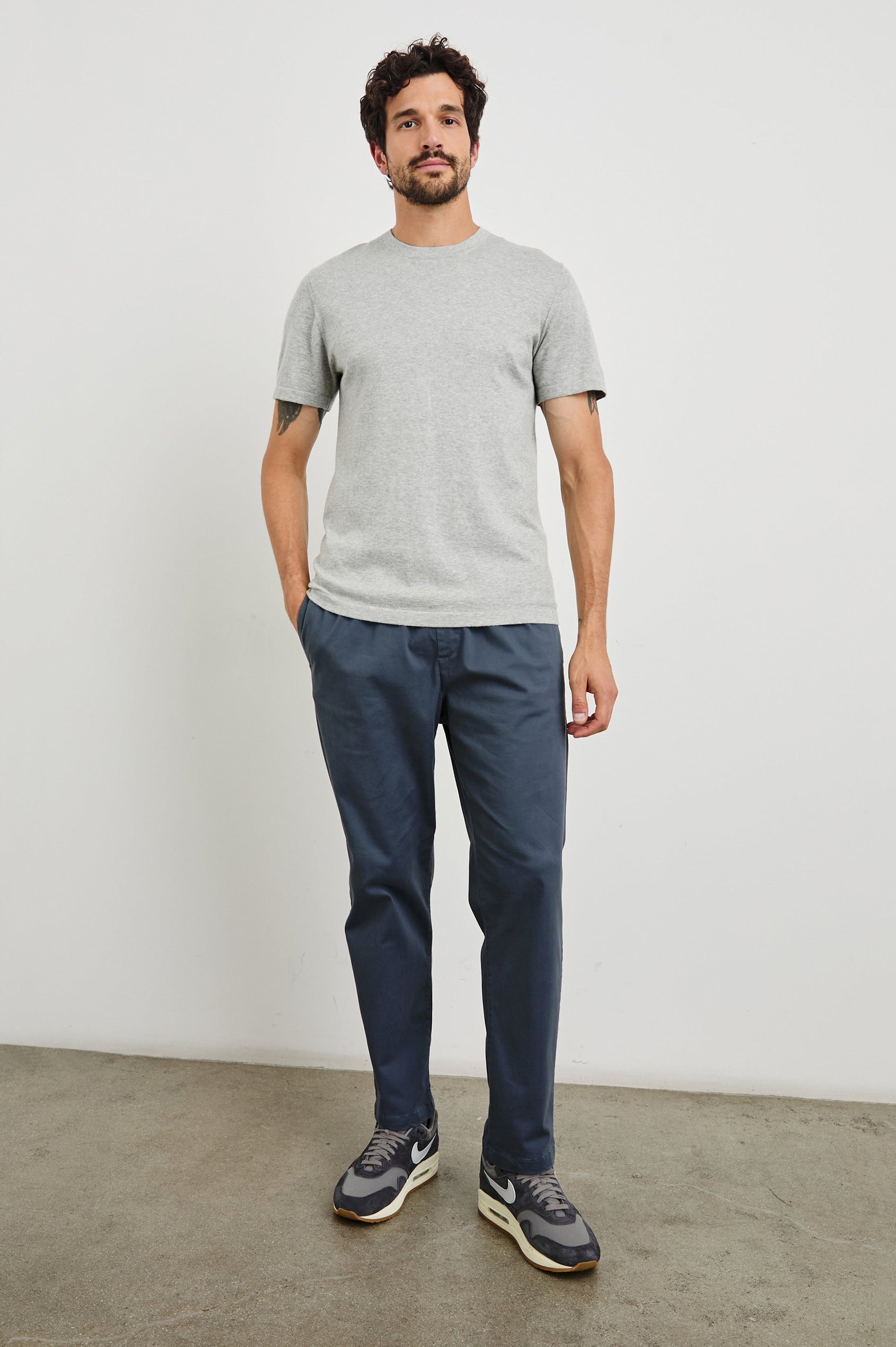 Mason Cotton Cashmere Short Sleeve T-Shirt with a Crew Neck in Heather Grey Colorway - Front Full Body View Featured on Model
