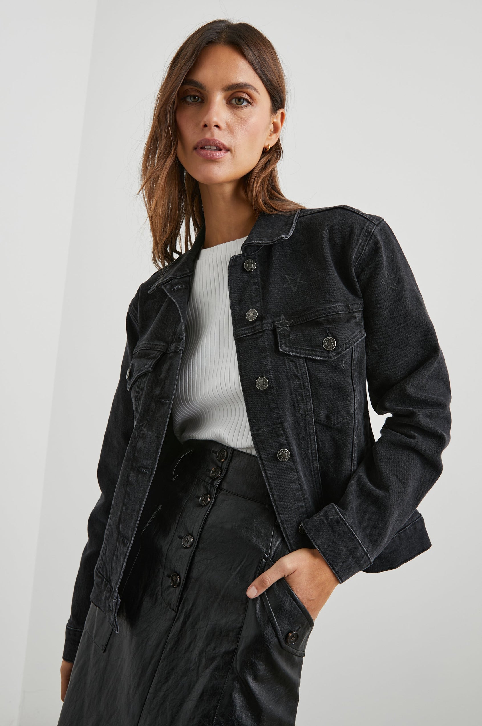 MULHOLLAND-FALLEN-STAR-SIDE ANGLE