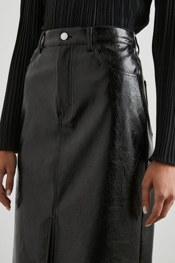 NORMA-BLACK-PATENT-DETAIL