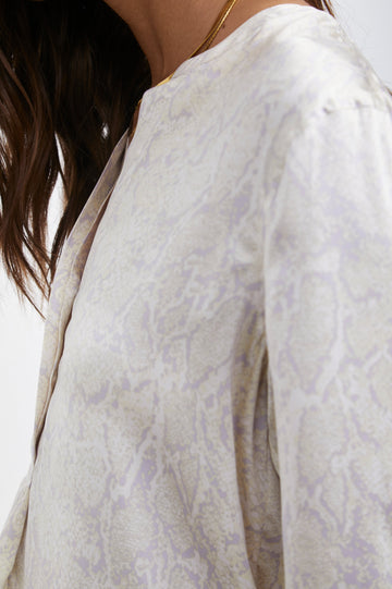 PEARL-BOA-SIDE ANGLE