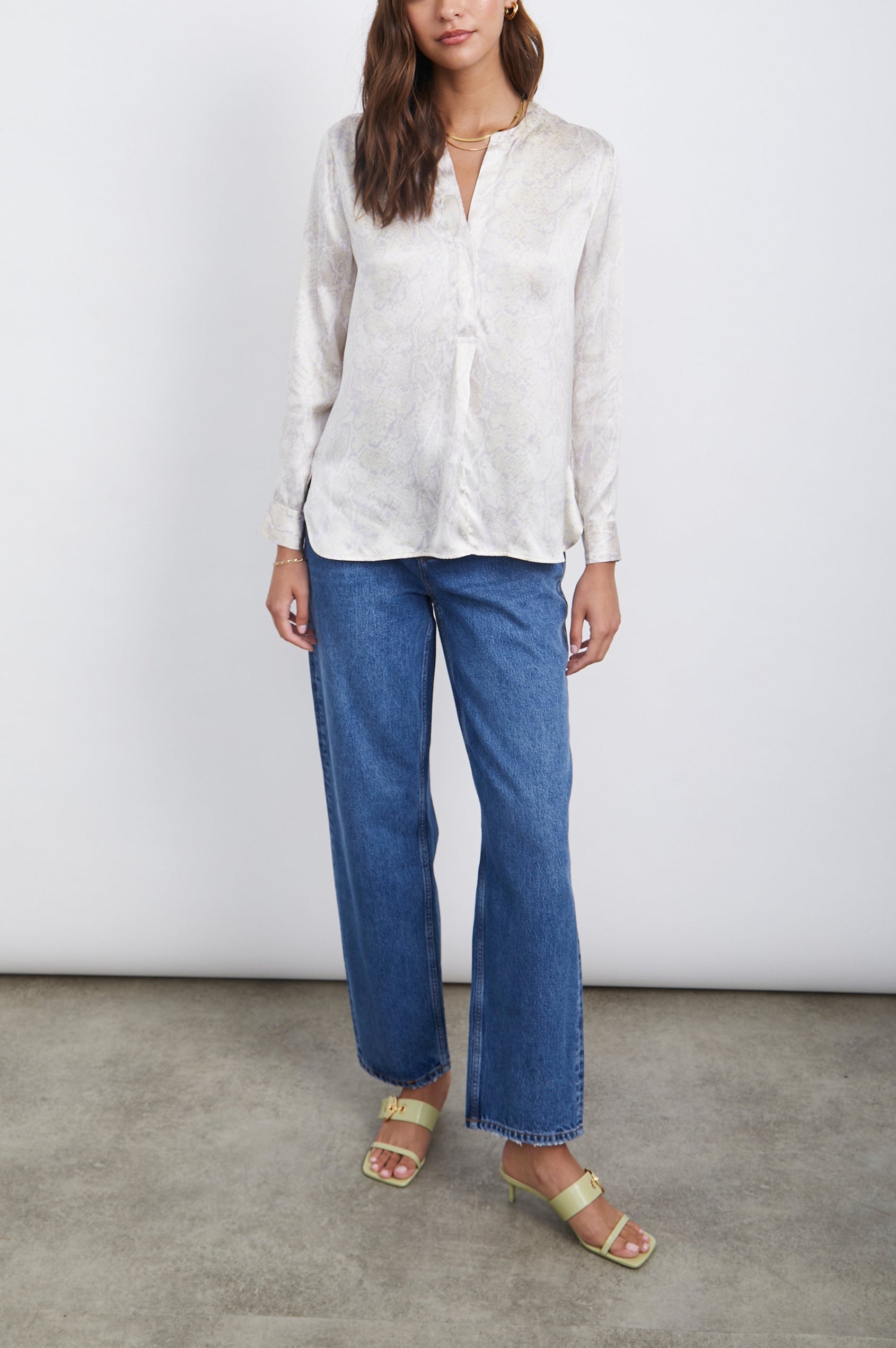 PEARL-BOA-FULL FRONT BODY