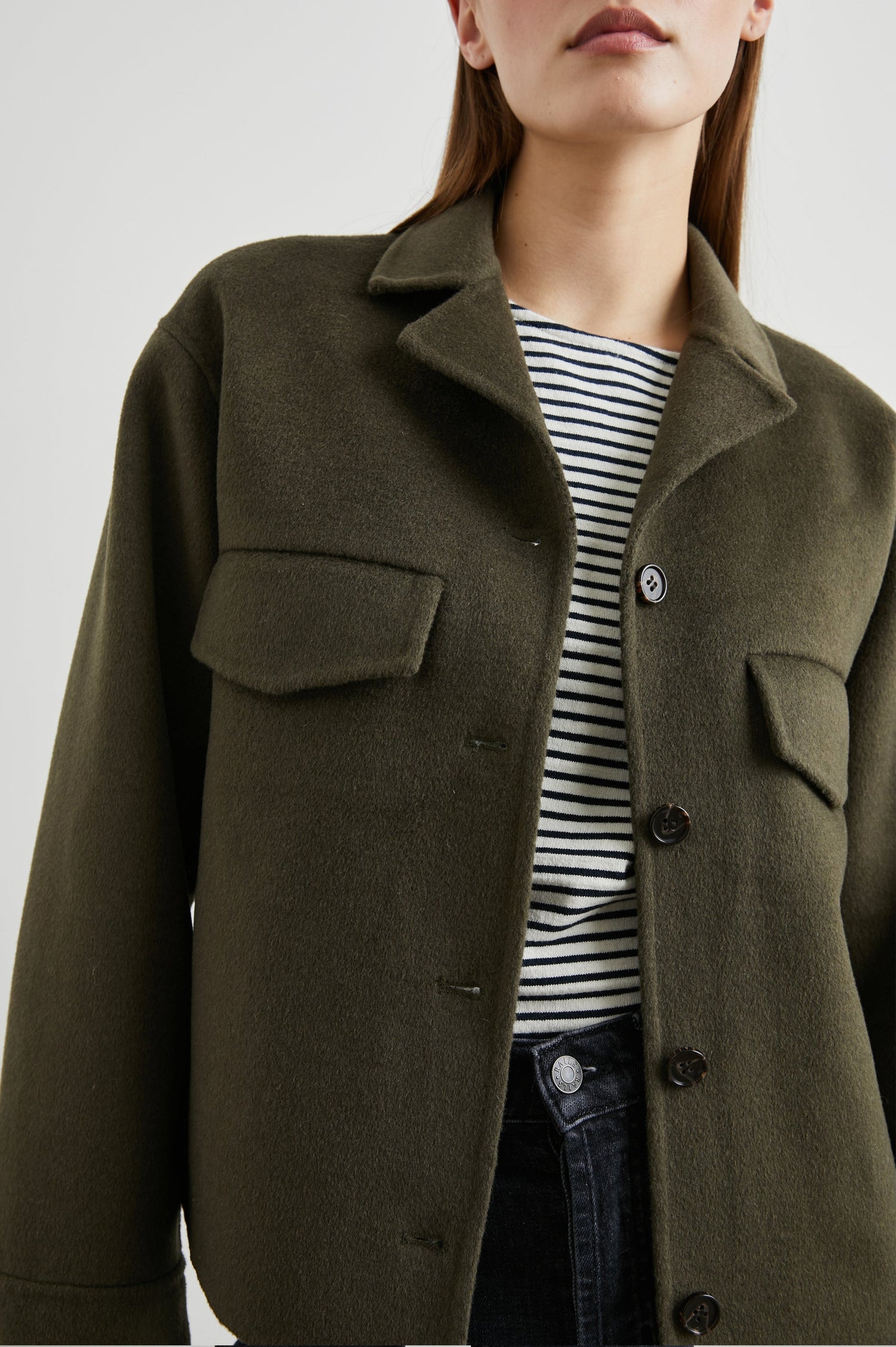 REMI-OLIVE-DETAIL