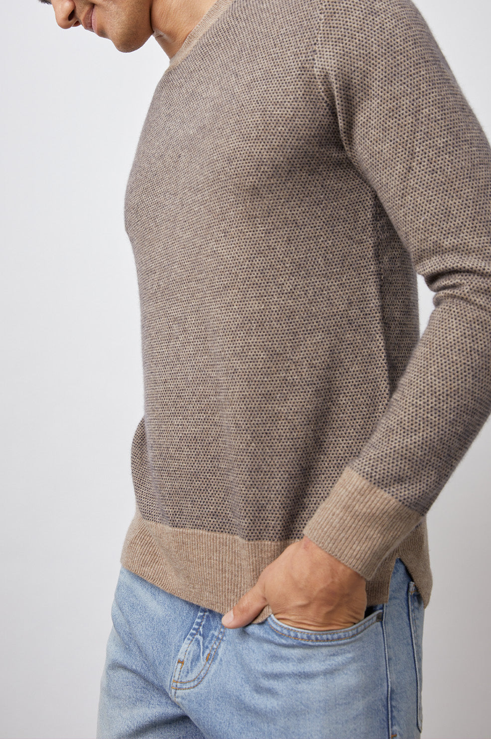 RUNE SWEATER FLAX NAVY - SIDE BODY