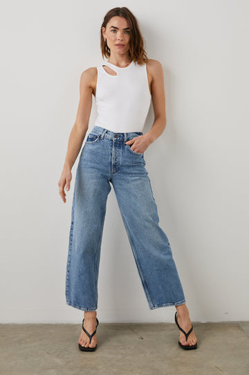 RYA TANK WHITE - FULL FRONT BODY