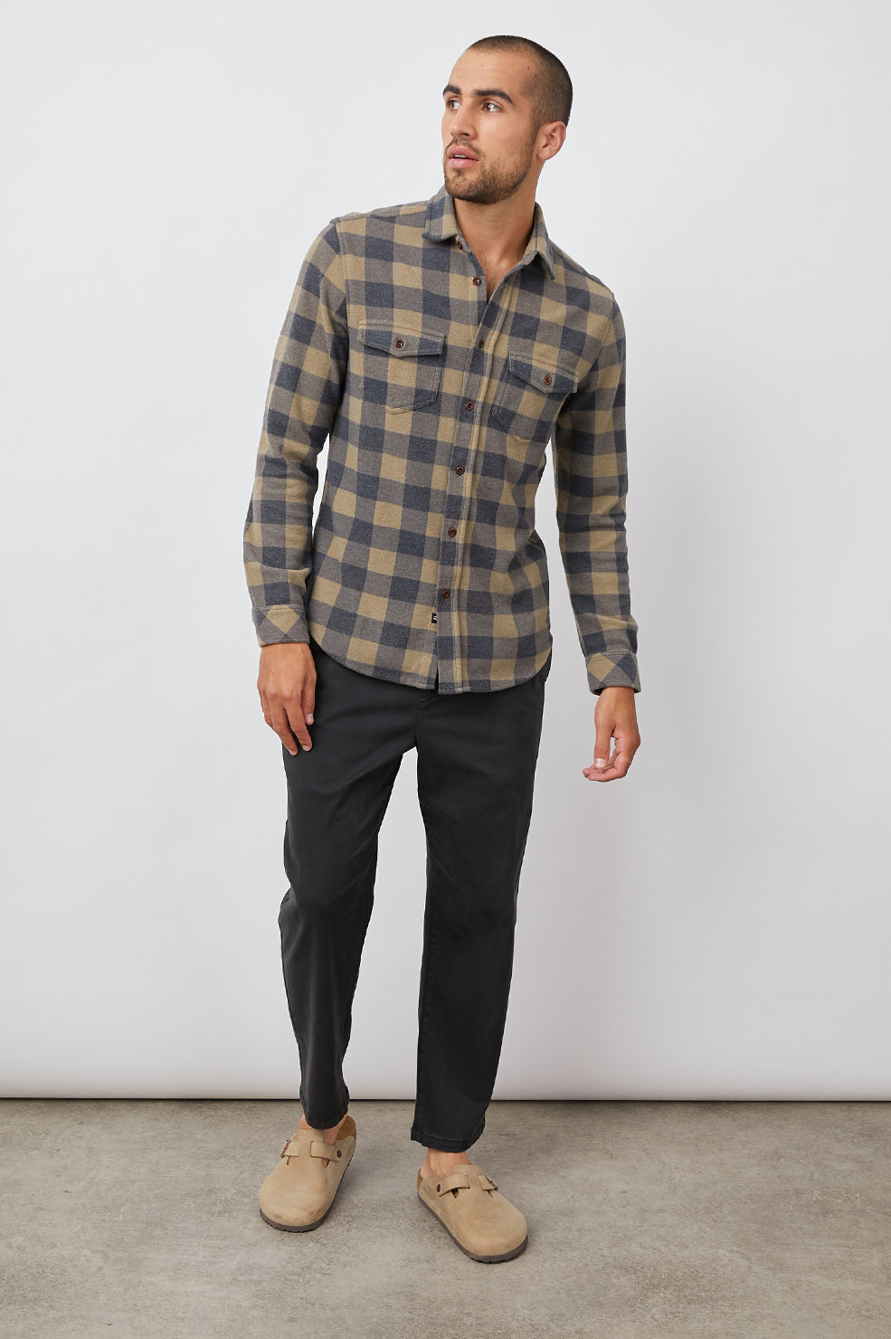 SAMPSON SHIRT WHEAT CONCRETE - FRONT FULL BODY