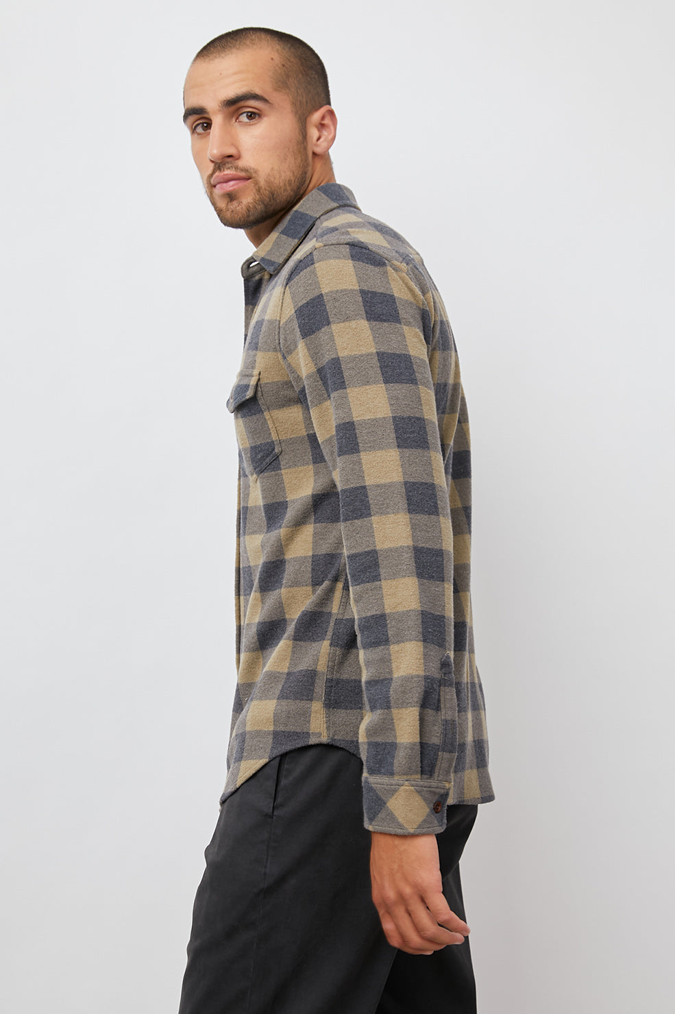 SAMPSON SHIRT WHEAT CONCRETE - SIDE BODY