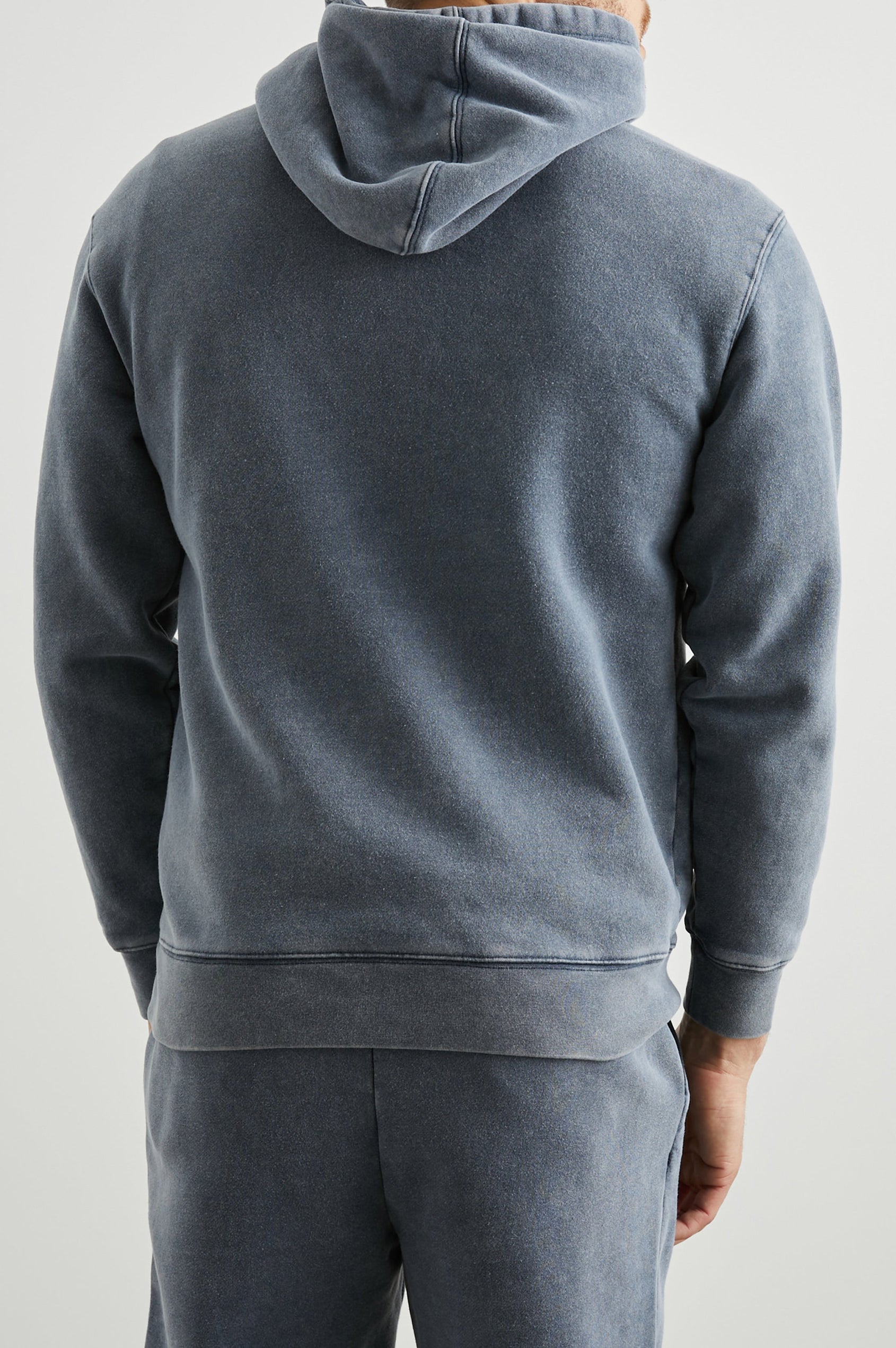 SATCHEL-HOODIE-SUNBLEACHED-NAVY-BACK