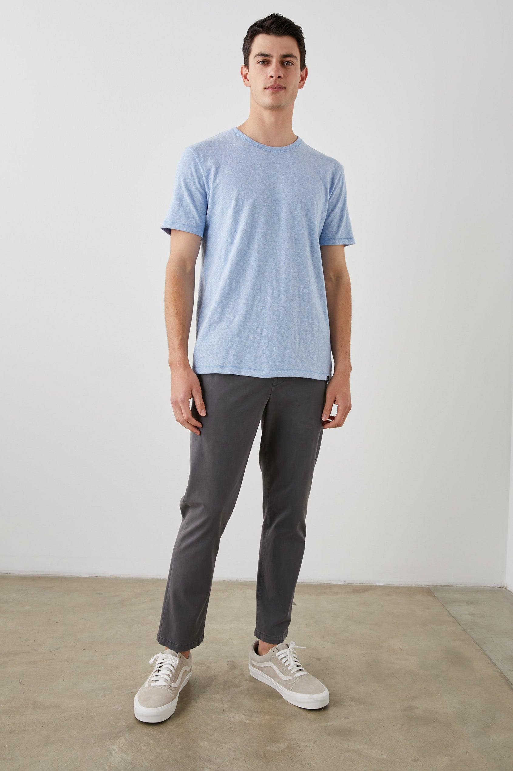 SKIPPER MIRAGE HEATHER T-SHIRT - FRONT FULL BODY