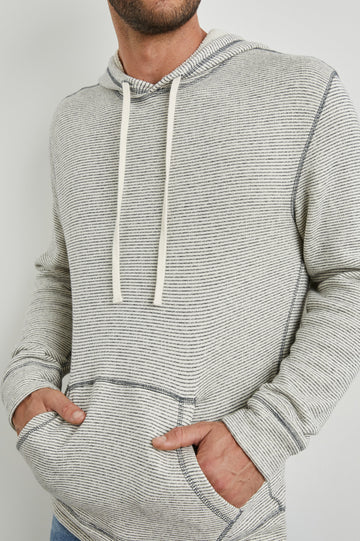 SMITH HOODIE CREAM NAVY STRIPE - DETAILS