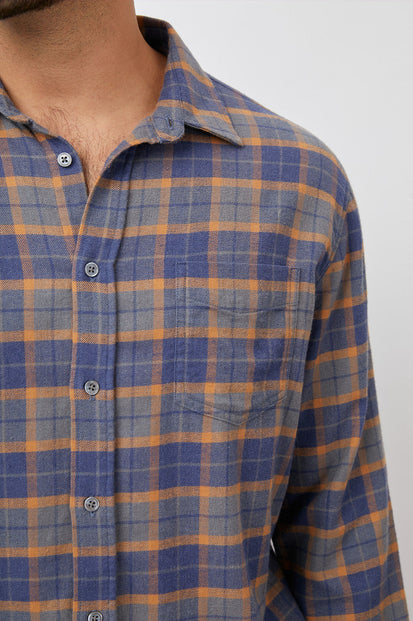 SUSSEX SHIRT CARROT KALE MELANGE - POCKET DETAILS