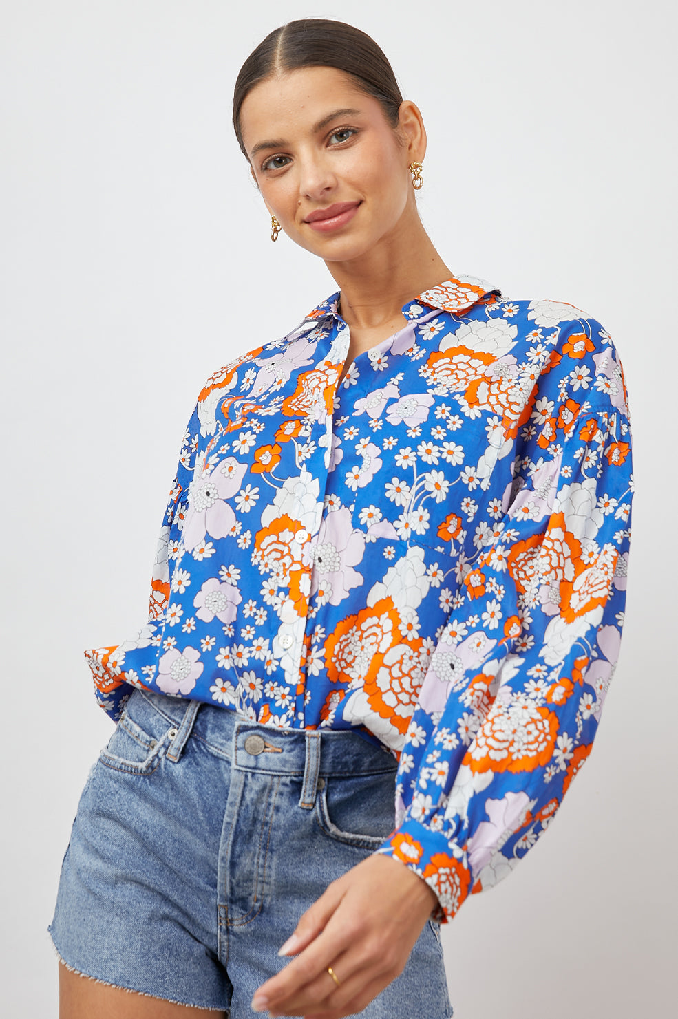 BLUE JANAE COBALT FLORAL TOP-FRONT TUCKED IN