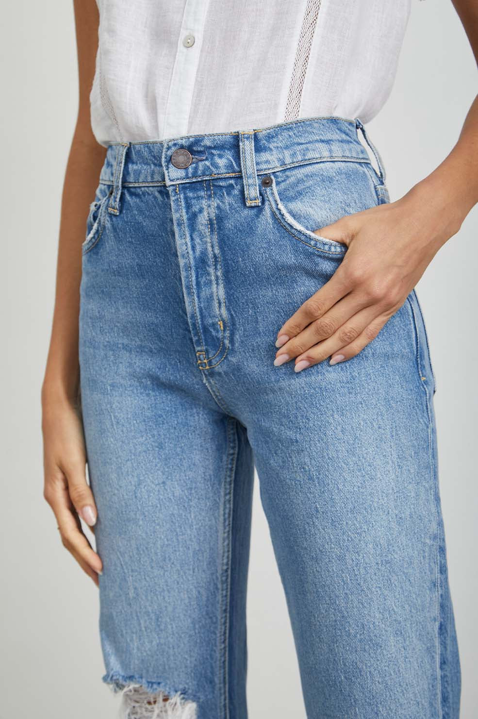 TOPANGA STRAIGHT - FADED BLUE DESTROY -FRONT DETAIL