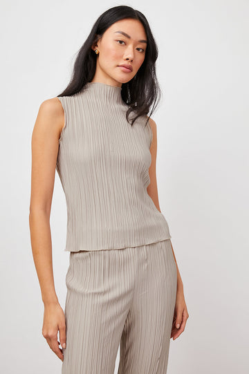 TREA OYSTER TANK- FRONT