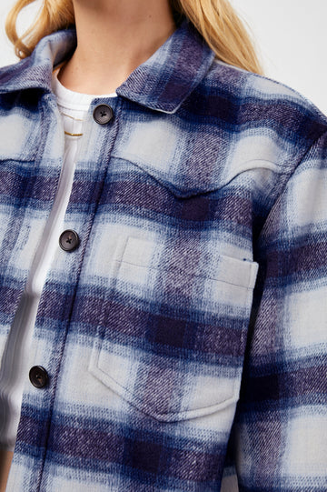 TRIPP-AZURE-SAPPHIRE-DETAIL