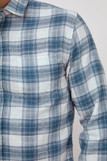 WYATT ROYAL TEAL VIOLET LONG SLEEVE BUTTON DOWN-DETAIL