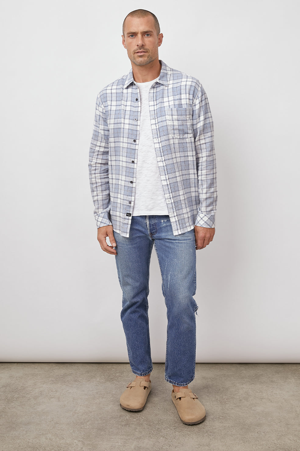 WYATT SEAGLASS MELANGE LONG SLEEVE BUTTON DOWN- FRONT FULL BODY