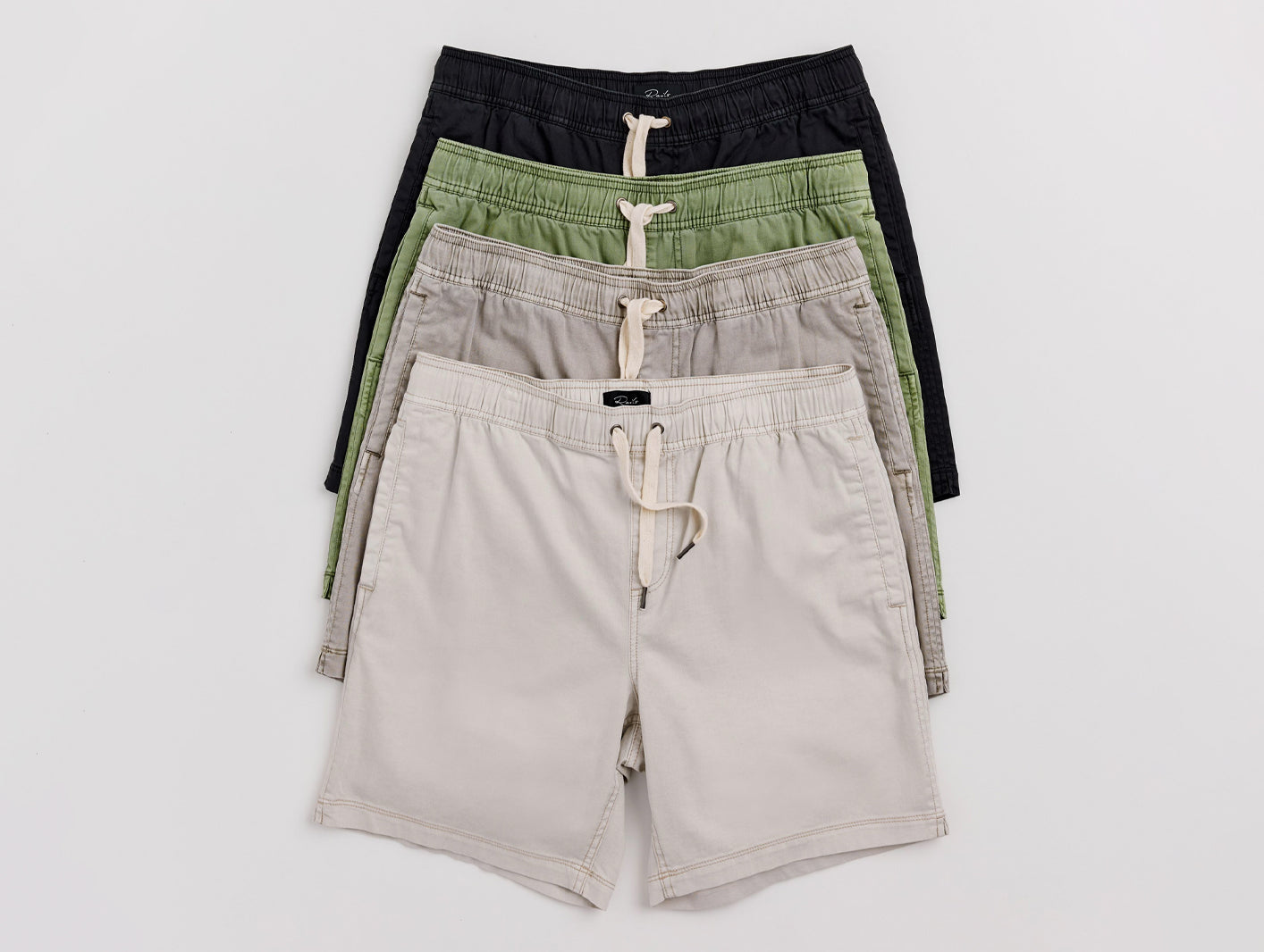 4 pairs of different color men shorts