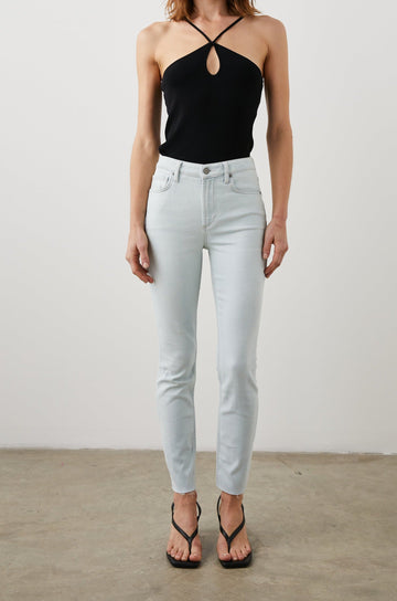 ZADIE TOP BLACK - FRONT FULL BODY