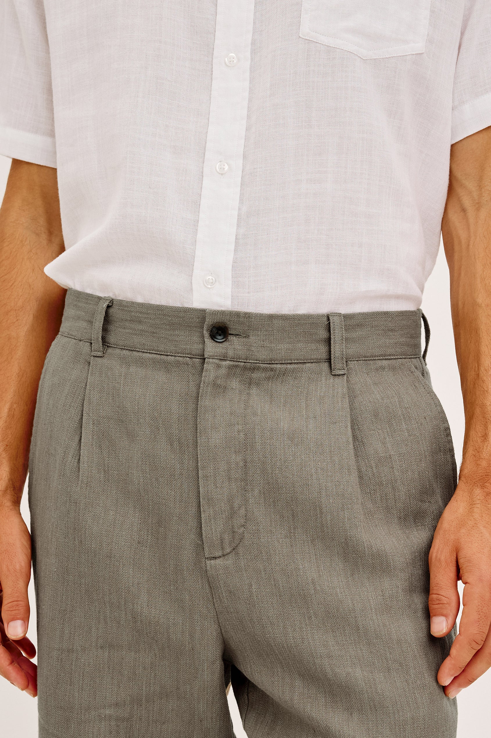 Zimmer Pant in Cotton Linen Wool Blend With Relaxed Fit, Tapered Leg, Side Pockets, Zip Fly, Belt Loops, and Back Welt Pockets in Walnut Colorway - Lower Body Front View Featured on Model